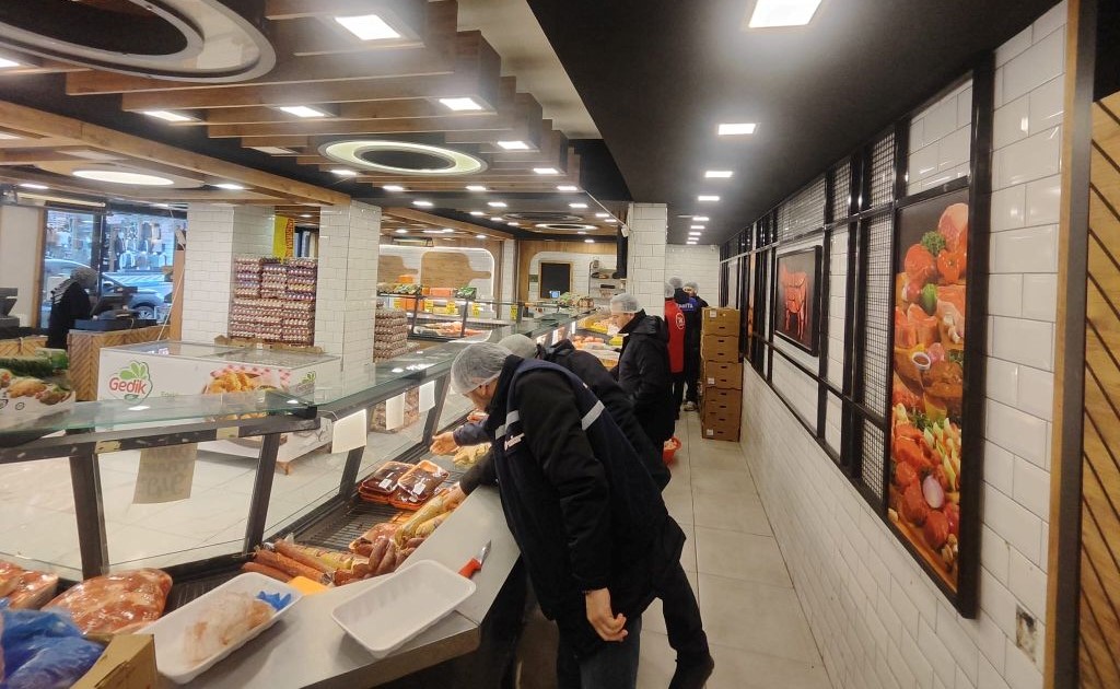 Zab�ta Ekipleri Denetimlerine Devam Ediyor