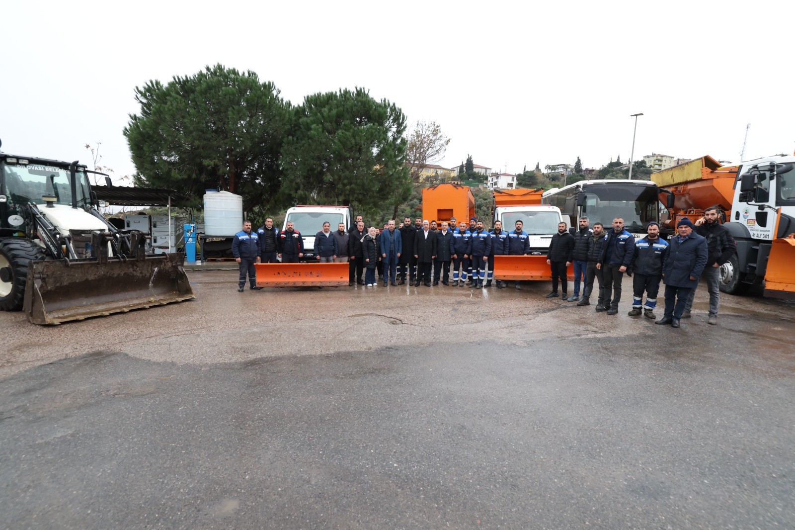 Dilovas� Belediyesi Karla M�cadelede Haz�r K�ta